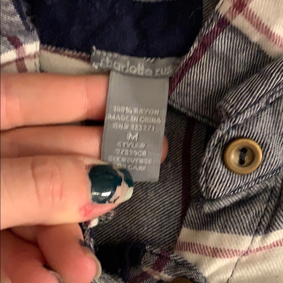 Cute flannel - Picture 2 of 2